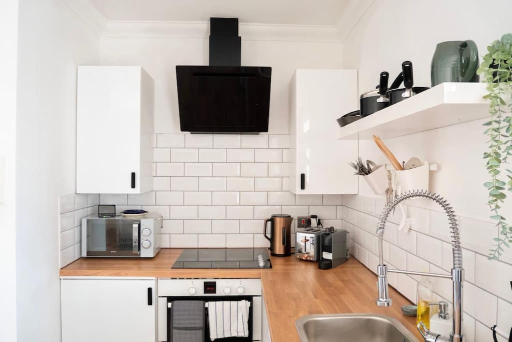 Penarth/Cardiff Bay: Deluxe Flat: 10 Mins To City! Buitenkant foto